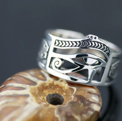 Mysterious Retro Eye Alloy Masonic Ring